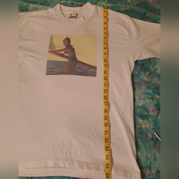 Vintage Signal Tee.  Single Stitch made in USA.  L. Bikini Girl Photo - Picture 6 of 7